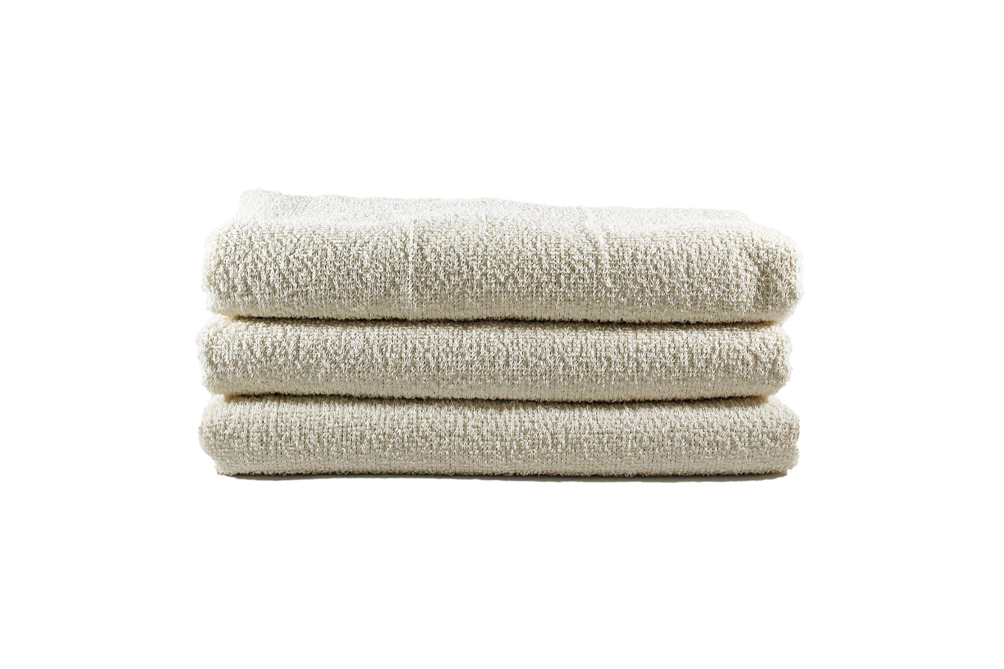 Set de tres trapeadores naturales sobre fondo blanco