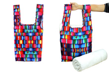 Cargar imagen en el visor de la galería, EkoBolsas - bolsa de compras reusable fabricada con desechos de plástico
